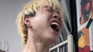 การคลุ้มคลั่งของราชาหมาป่า