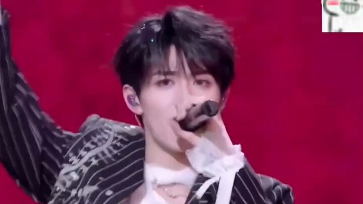 [Sharp Comments] Non-professional ordinary audience reaction, just look at me + bite me, the two dou