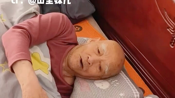 At 19, he woke up in a 93-year-old’s body. At 19, he woke up in a 93-year-old’s body: “Alzheimer’s,”