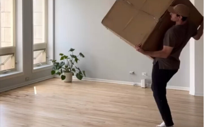 Chàng trai nước ngoài chia sẻ quá trình anh ấy trang trí nội thất cho ngôi nhà