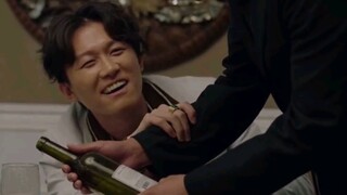 我虎叔充分诠释了 男人的身材和气质 比脸重要多了！！