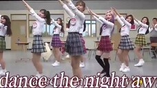 TWICE: Dancing to classic songs live! Driving the audience crazy