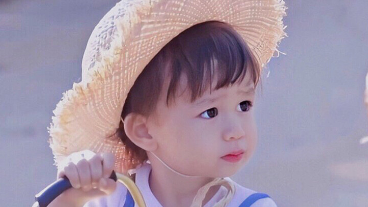 Phía trước siêu đáng yêu, thanh máu đã cạn!