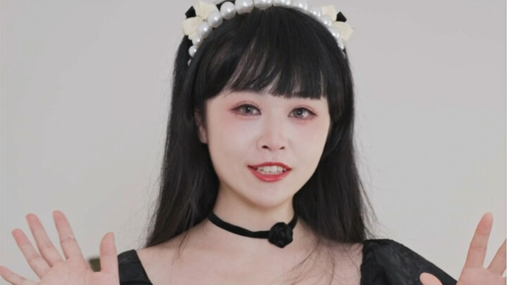 Little flower buds, here come three groups!