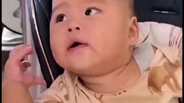 Baby: I hate people who don’t know their boundaries!