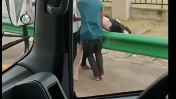 Terjadi kasus penculikan di Sihanoukville, penculikan yang terang-terangan seperti ini—tidak heran S