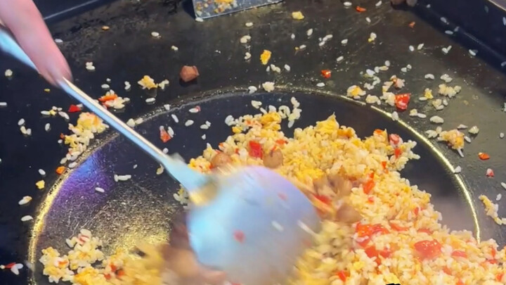 ข้าวผัดไข่ของกุ้ยโจว ถ้าไม่มีพริกหมักก็เหมือนขาดจิตวิญญาณไปเลย