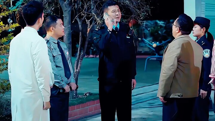 佛博了意外接到了犯罪头目的电话