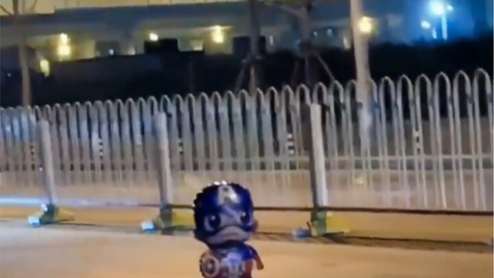 صدفةً، قابلت بالونًا مهذبًا 🎈