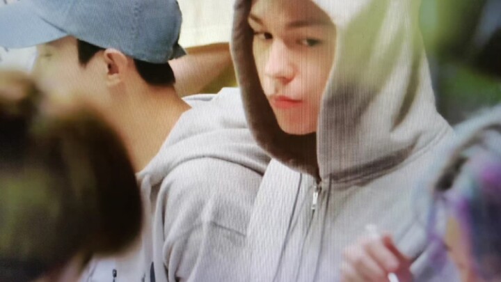 [Rate Eight] Little Ba is truly Xiao Bo’s favorite brother [Seventeen] [ITS]