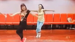 Tarian Ajaib Balala Sang Peri Direkam Sendiri dengan Cermin (Kursi Bawa Pulang)