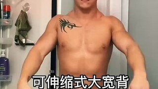 Kawan ini memamerkan punggung lebarnya yang bisa diperpanjang, langsung berubah jadi penambang Korea