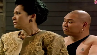 สายัณลุย บอดี้การ์ดหน้าเหลี่ยม