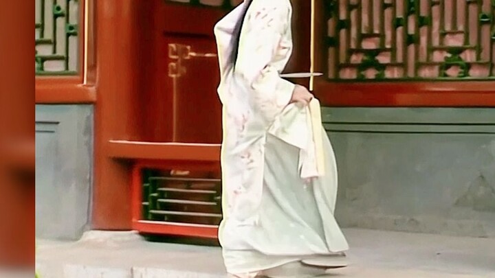 โอ้โห แค่การเดินไม่กี่ก้าวของน้องหลินเนี่ย ถล่มคู่ต่อสู้แบบสุดๆ เลยนะ!