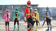 Pirates Gokaiger Episode 1 - Bajak Laut Luar Angkasa Mendarat! [Kaizoku Sentai Gokaiger Sub Indo]