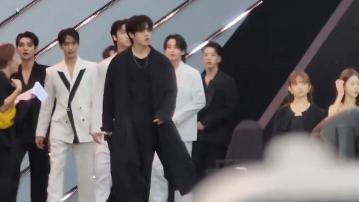 [SEVENTEEN] 230107 Golden Disc Awards - The big star makes an appearance