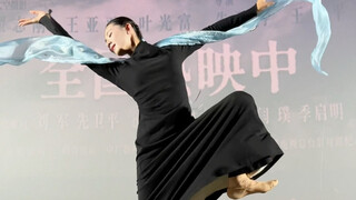 想跳好舞，就不能只是跳舞。当神舟十三号“飞天”航天服冲向苍穹，敦煌壁画里的飞天就有了新的姿态！