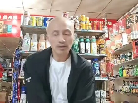 From a group of friends from the Central Plains~ #Building a Hut in the Southeast Mountains, with ❤️