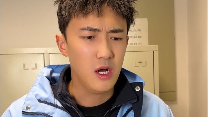 Yiduo, sang kakak tercinta, yang kondisinya kian memburuk, malah memilih untuk keluar dari rumah sak