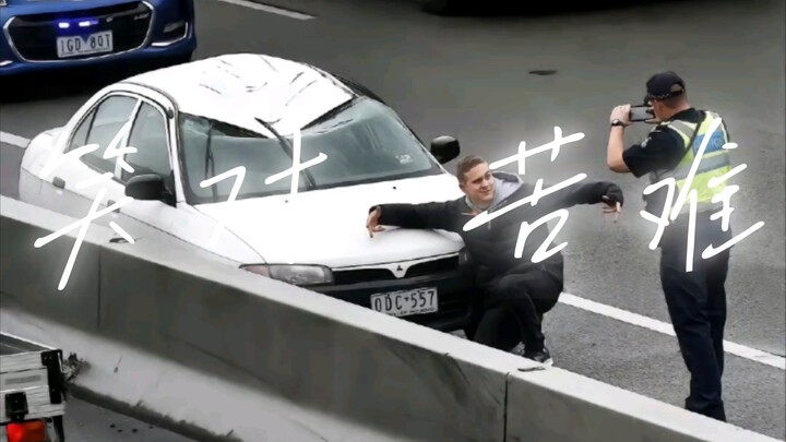 الشخص الذي يستطيع الخروج من الحزن بثقة وسلامة هو فنان.