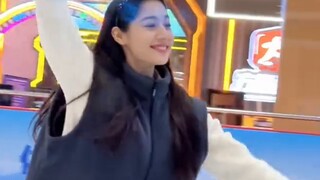 Haha, yuk kita lakukan sesuatu yang berbeda hari ini~