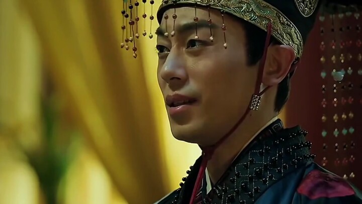 The sun, moon, mountains, and rivers shall endure forever; the great Ming dynasty’s realm shall last