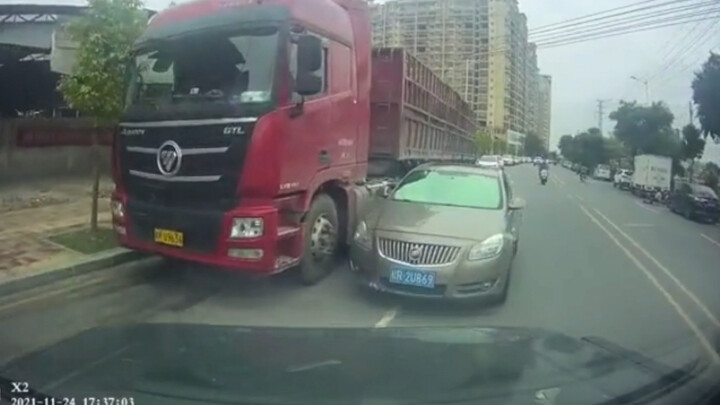 严惩偷油贼！视频大哥是好人，遇事儿真上