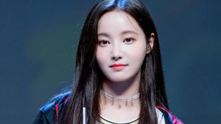 [MOMOLAND]妍雨 BAAM 性感合集