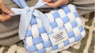 Không có bạn trai nhưng mình có chị em thân thiết mà～ Mình cũng đã nhận được món quà dành cho mình r