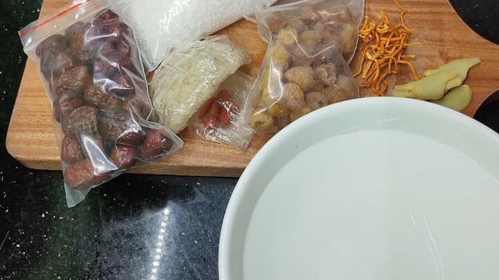 Cách chưng yến sào đơn giản giòn ngon không tanh