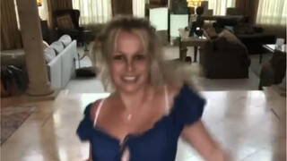 Update Instagram Britney, video putaran terbaru telah tiba!
