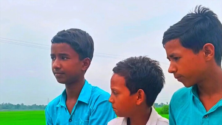 video Achcha Laga to like aur follow kar do😁😁