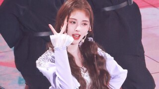 【جو جينغ يي】تصوير مباشر لأغنية "أزمة الحب" في احتفال ليلة رأس السنة على قناة تشجيانغ التلفزيونية، 31