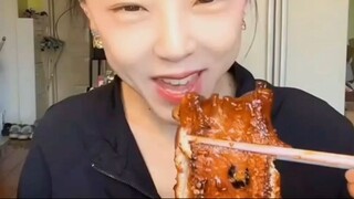 Savoring Sensations Mukbang ASMR Delights EP33