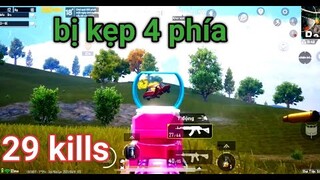 PUBG Mobile - Bị Nhiều Team Bao Vây Tứ Phía | Lộc Bật Mode Càn Quét Giải Vây Nóc "Nhà"