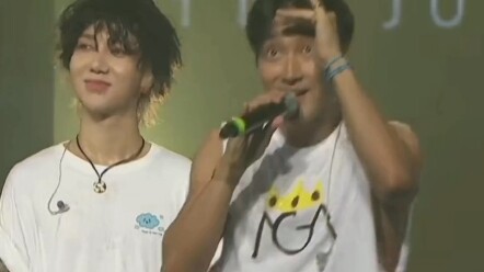 Yuqi pergi nonton konser—benar-benar panutan penggemar sejati!