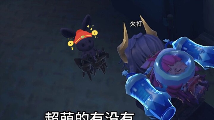 Chỉ là hai chú thỏ hộ tống siêu dễ thương lại còn rất có thực lực.