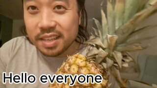 DUTCH ASMR - EATING SWEET & JUICY PINEAPPLE  [ENG Subtitles]