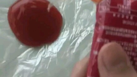 “Jangan sekali-kali makan saus tomat seperti ini”