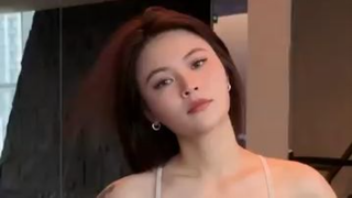 Beautiful Chinese Girl 2