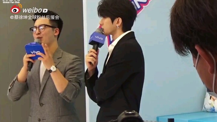 Oh my gosh, Kai Xin’s tone just sounds like he’s sweet-talking his girlfriend!