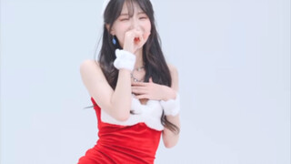 Xu Ying's cute Christmas outfit in vertical screen