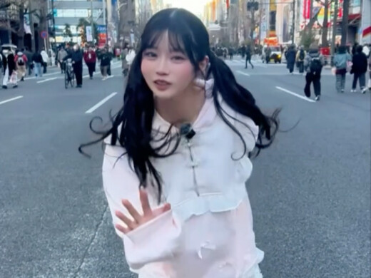 จะพูดยังไงดีล่ะกับสาวน้อยคนนี้