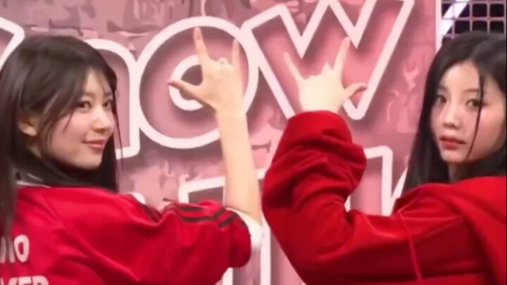 【ILLIT】Younghui and Moka dancing to BTS’s “Boy With Luv”—they’re totally made for boy group choreogr