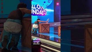 All-Out Sundays: Parang mga tiyanak naman ang ‘OG Cuties’ na ‘yan!