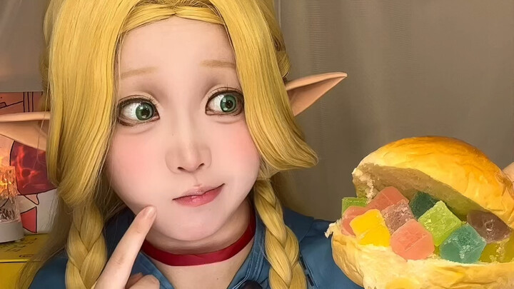 Today’s menu features colorful gemstone insect snacks, plus spicy Sichuan peppercorn burger chicken 