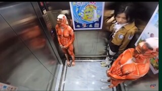 TITAN ATTACK IN ELEVATOR