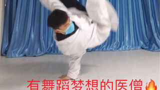 真的有人吃不饱饭还会去坚持自己的梦想吗？