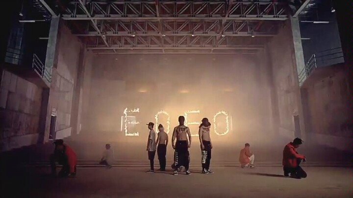 UNIQ-EOEO เวอร์ชั่นแดนซ์