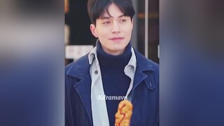 Khi người đẹp muốn ăn bánh cá 😂 kdrama leedongwook yooinna touchyourheart xuhuong phimhay phimhaymoinhat kdramavn phimhan fypシ foryoupage